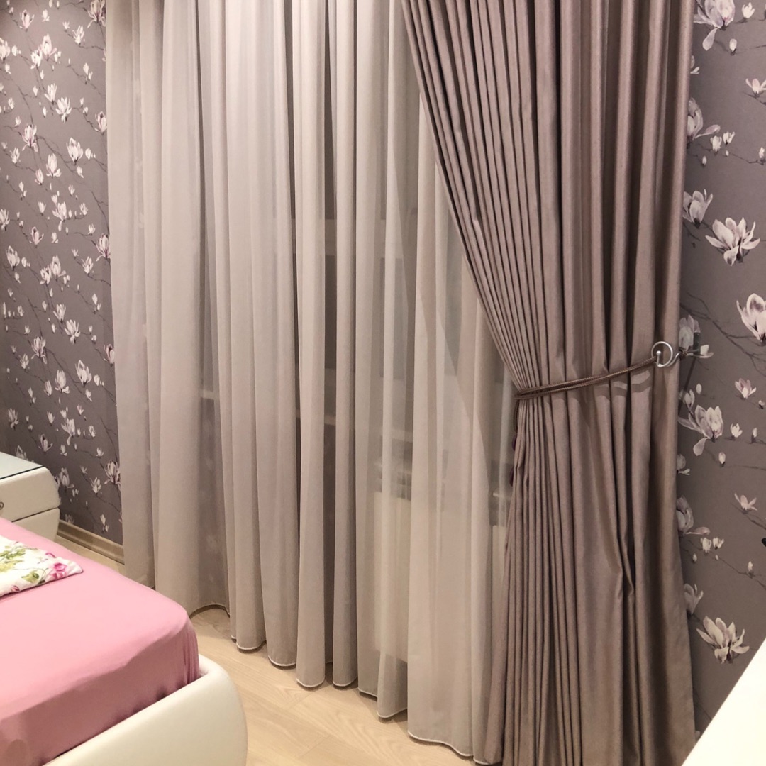 Шторы в спальне